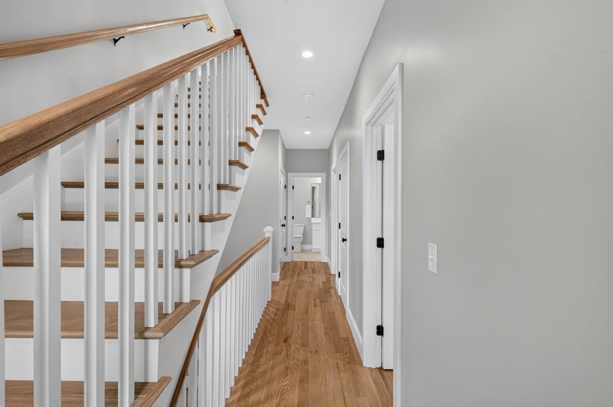 3 bed, 2 bath apartment for rent at 123-125 Centre St Unit 6, Dorchester — photo 11 of 38