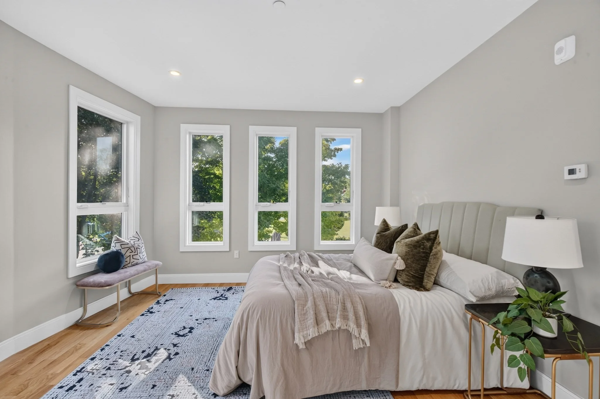 3 bed, 2 bath apartment for rent at 123-125 Centre St Unit 6, Dorchester — photo 19 of 38