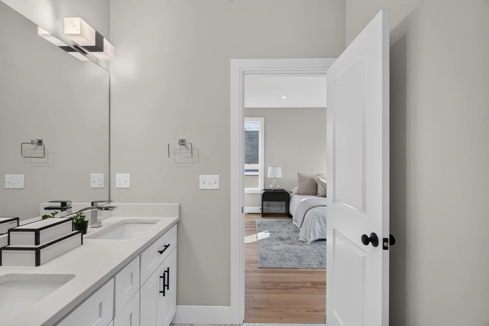 3 bed, 2 bath apartment for rent at 123-125 Centre St Unit 6, Dorchester — photo 30 of 38