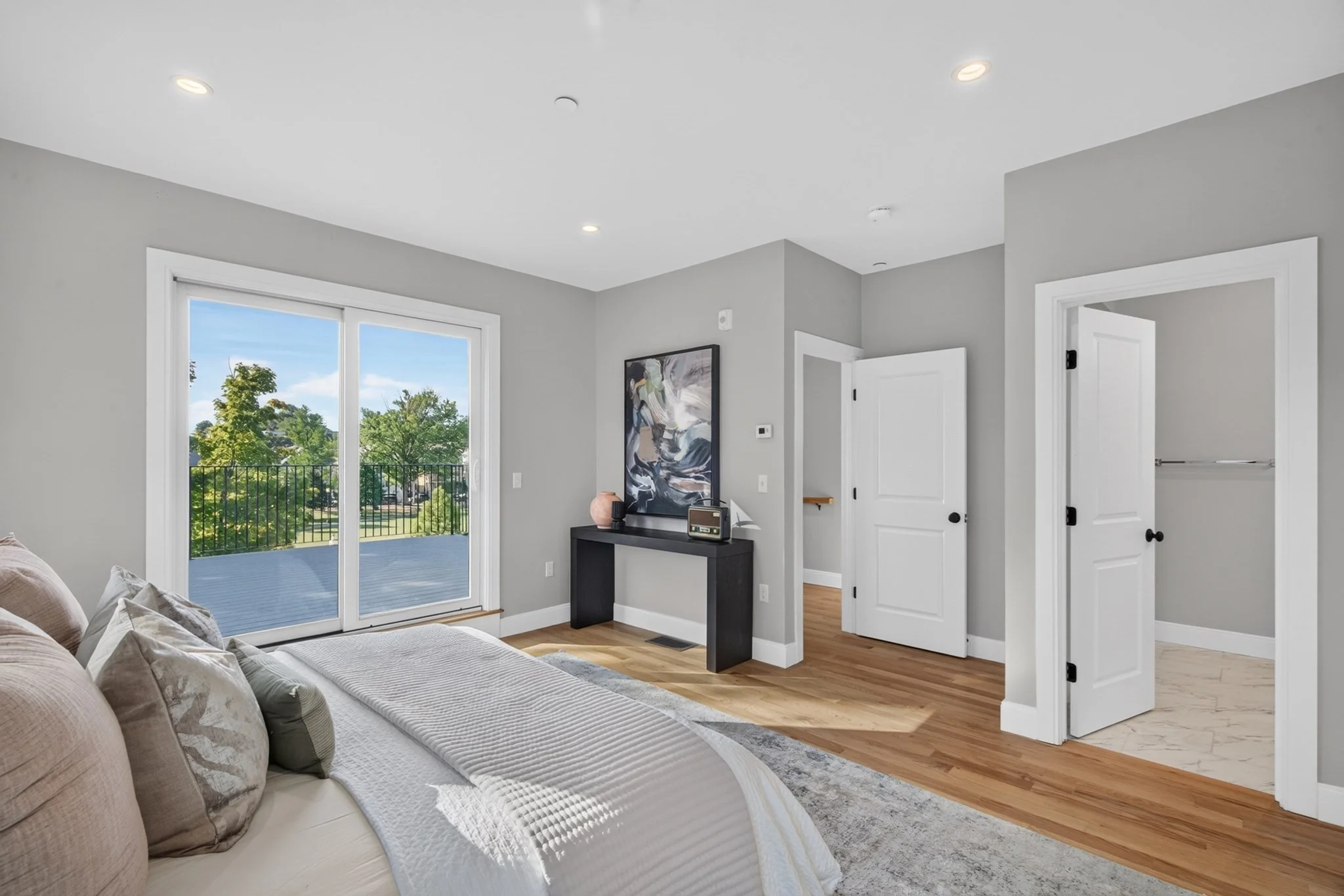 3 bed, 2 bath apartment for rent at 123-125 Centre St Unit 6, Dorchester — photo 31 of 38