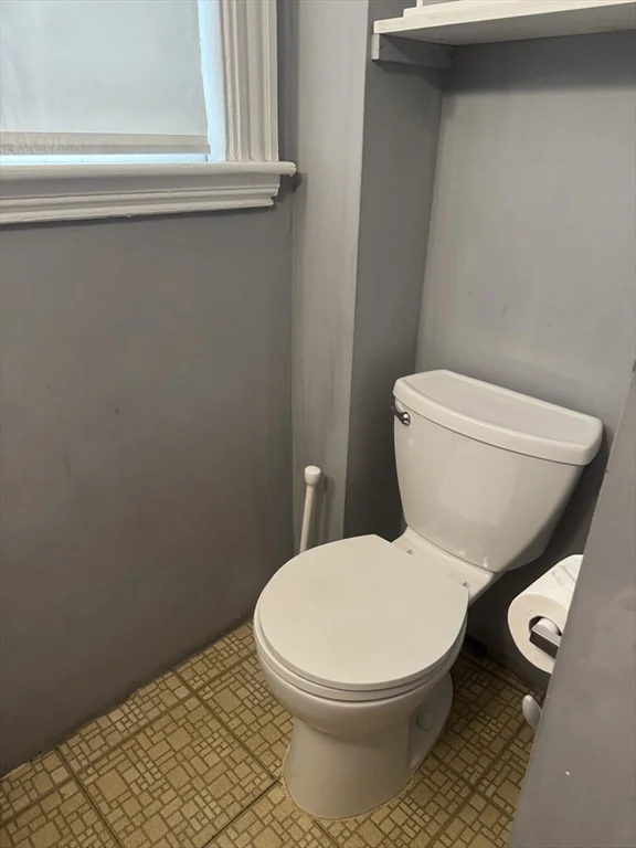 1 bed, 1 bath apartment for rent at 123 Ashland St Unit 1, Melrose — photo 13 of 16