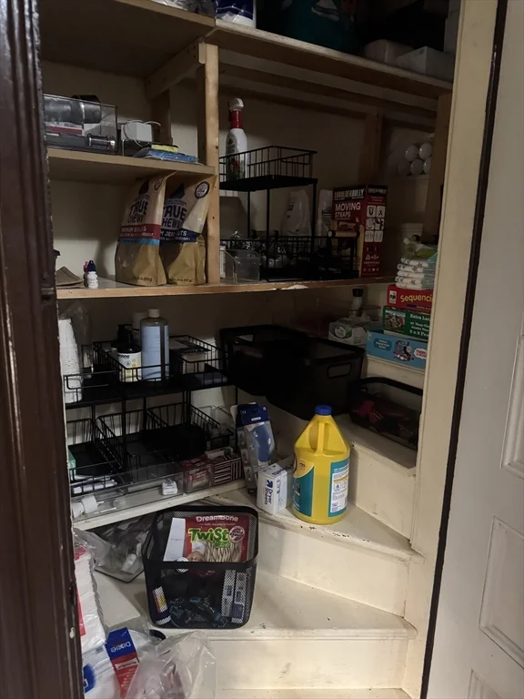 1 bed, 1 bath apartment for rent at 123 Ashland St Unit 1, Melrose — photo 6 of 16
