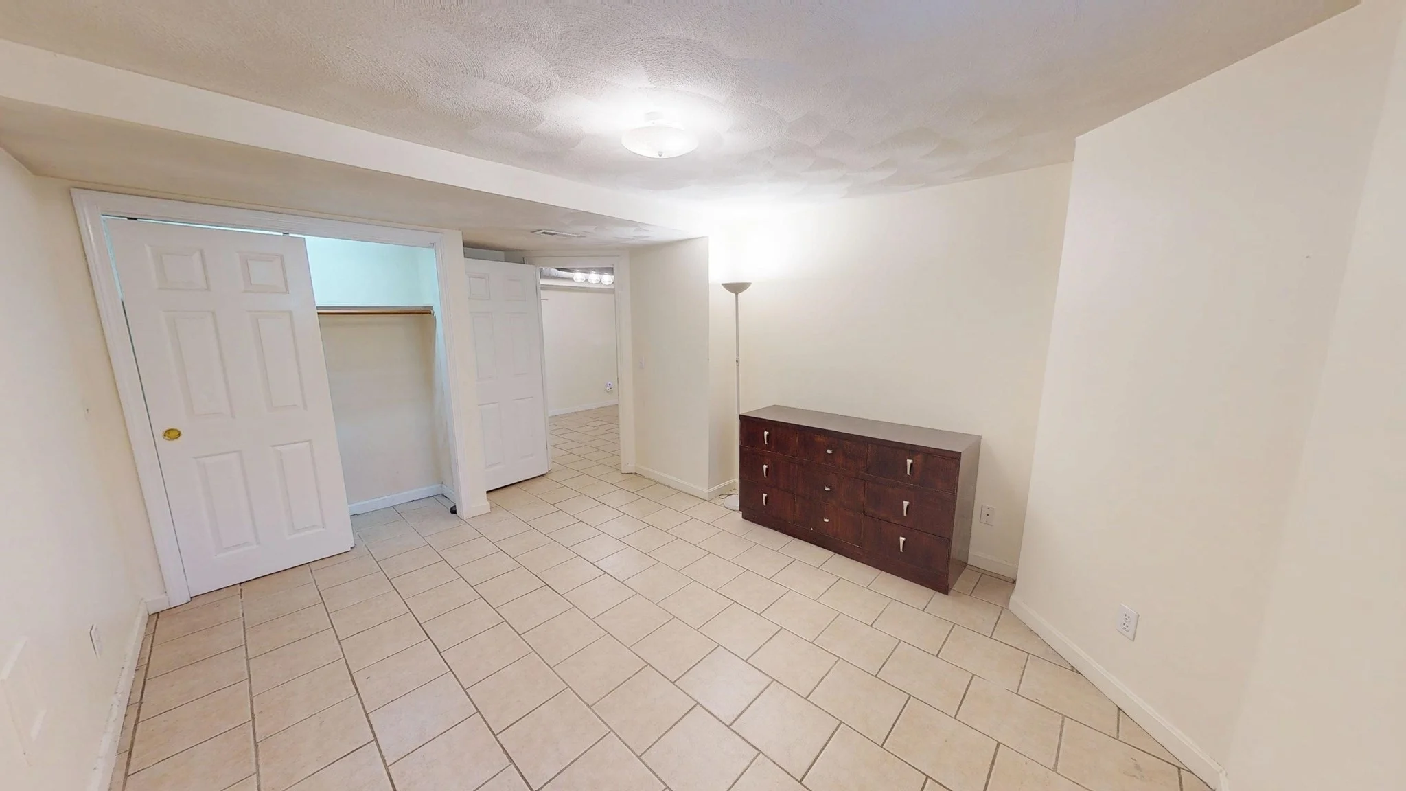 2 bed, 1 bath apartment for rent at 123 Aspinwall Unit B, Coolidge Corner — photo 3 of 11