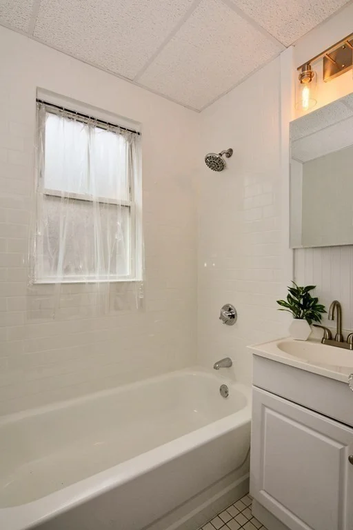 2 bed, 1 bath apartment for rent at 123 Birch St Unit 1, West Roxbury — photo 17 of 18