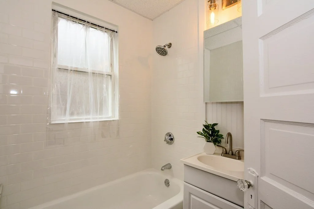 2 bed, 1 bath apartment for rent at 123 Birch St Unit 1, West Roxbury — photo 18 of 18