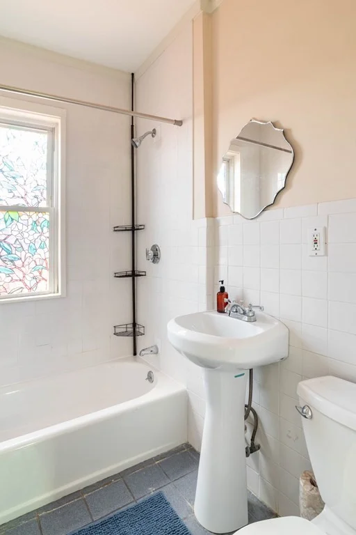 3 bed, 1 bath apartment for rent at 123 Boston St Unit 1, Boston — photo 11 of 13