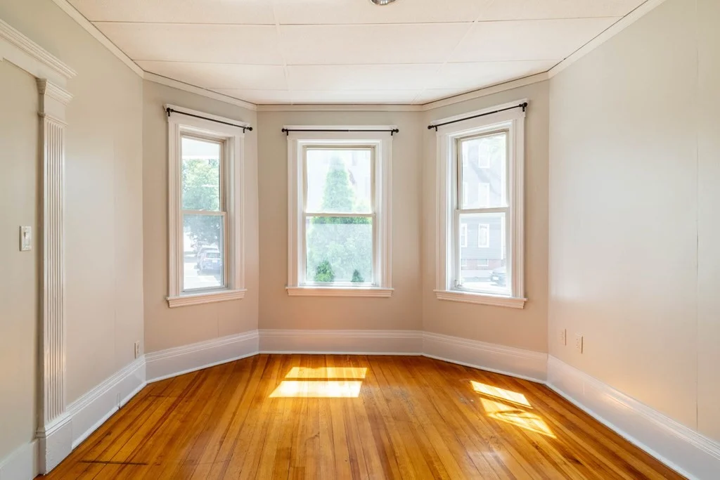 3 bed, 1 bath apartment for rent at 123 Boston St Unit 1, Boston — photo 4 of 13