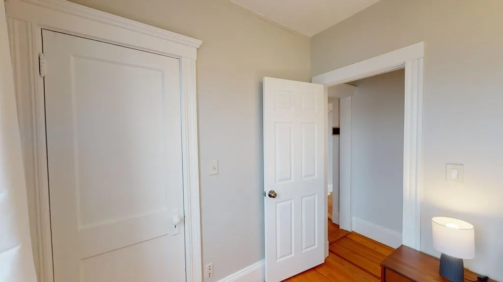 4 bed, 1 bath apartment for rent at 123 Boston St Unit 2, Boston — photo 14 of 18