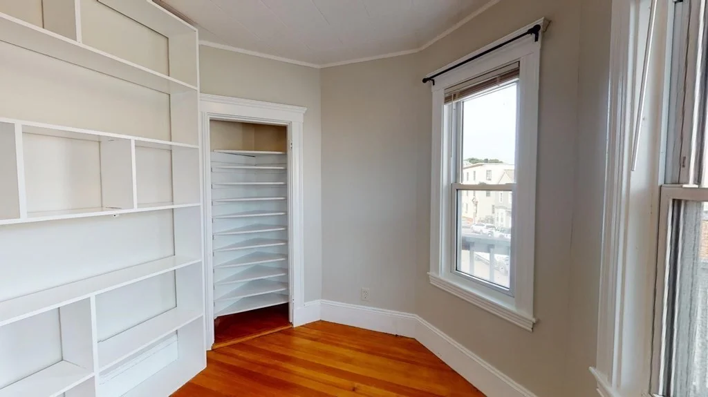 4 bed, 1 bath apartment for rent at 123 Boston St Unit 3, Dorchester — photo 9 of 18
