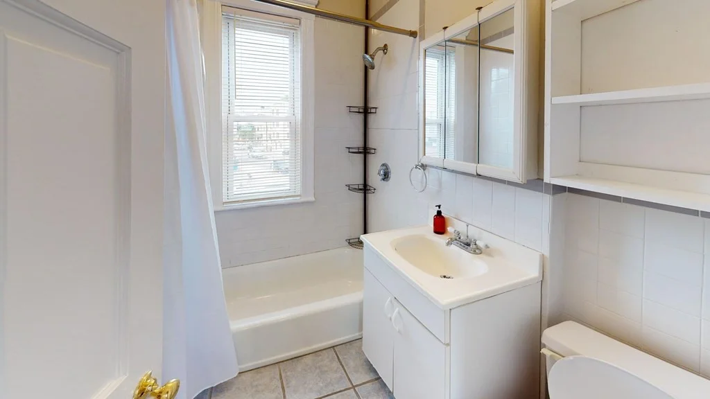 4 bed, 1 bath apartment for rent at 123 Boston St Unit 3, Dorchester — photo 15 of 18