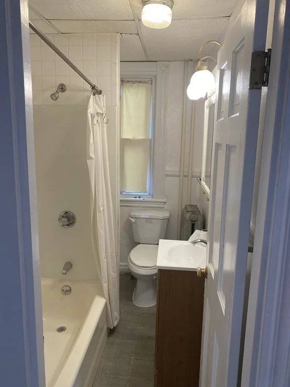 1 bed, 1 bath apartment for rent at 123 Chilton St Unit 1, West Cambridge — photo 8 of 8