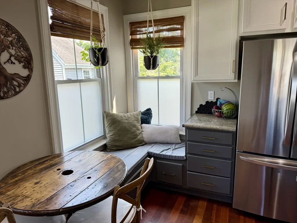 2 bed, 1 bath apartment for rent at 123 Court St Unit 2, Braintree Highlands — photo 8 of 19