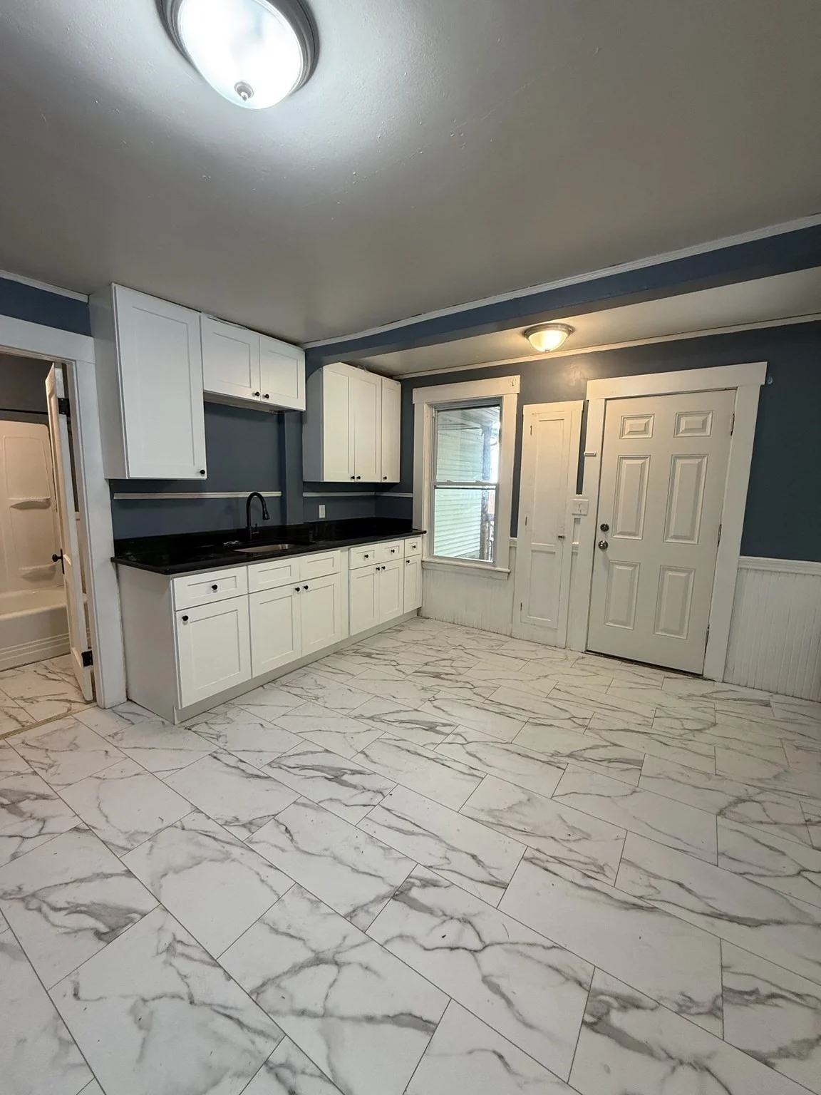 3 bed, 1 bath apartment for rent at 123 Everett St Unit 1, Southbridge — photo 14 of 15