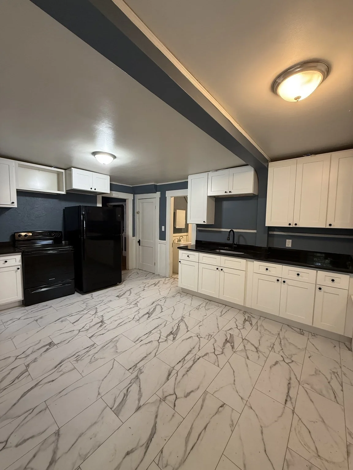 3 bed, 1 bath apartment for rent at 123 Everett St Unit 1, Southbridge