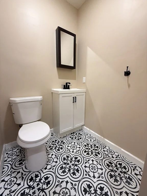 4 bed, 1 bath apartment for rent at 123 Glendower Rd Unit 1, Roslindale — photo 18 of 23
