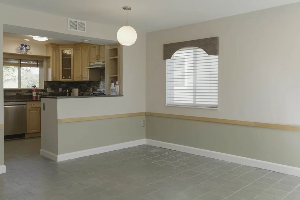 2 bed, 1 bath apartment for rent at 123 Governor Winthrop Rd Unit 123, Ten Hills — photo 3 of 14