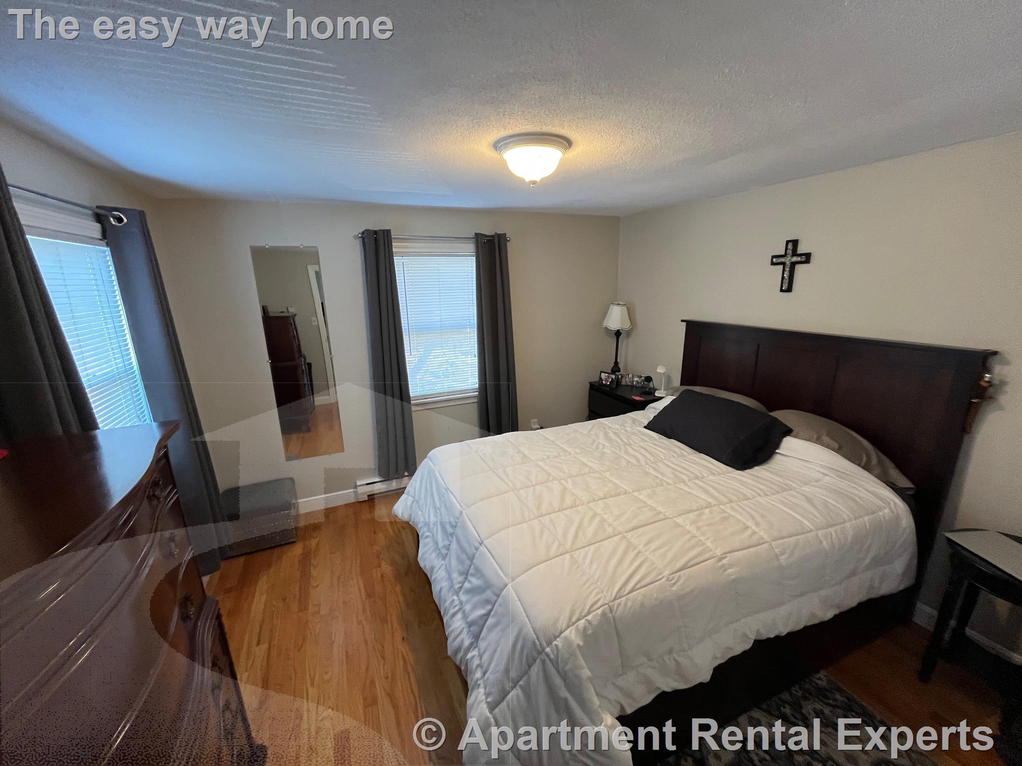 1 bed, 1 bath apartment for rent at 123 Hibbert St Unit 3, Arlington Heights — photo 8 of 10