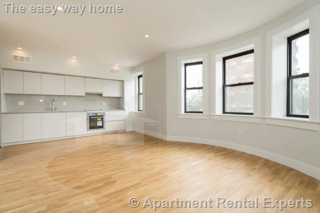 1 bed, 1 bath apartment for rent at 123 Highland Ave Unit 11, Spring Hill — photo 1 of 9