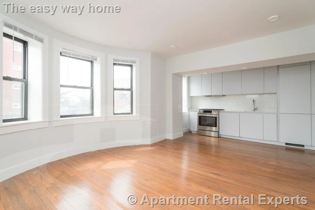 2 bed, 1 bath apartment for rent at 123 Highland Ave Unit 12, Spring Hill — photo 1 of 12