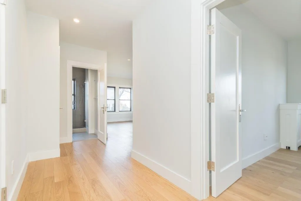 1 bed, 1 bath apartment for rent at 123 Highland Ave Unit 29, Winter Hill — photo 6 of 15