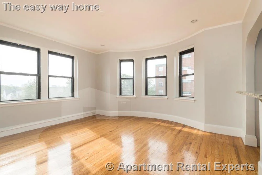 2 bed, 1 bath apartment for rent at 123 Highland Ave Unit 31, Spring Hill — photo 1 of 4