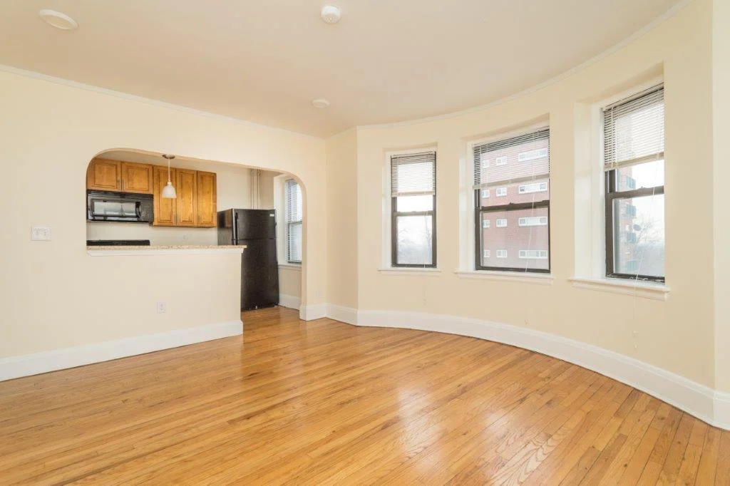2 bed, 1 bath apartment for rent at 123 Highland Ave Unit 31D, Winter Hill — photo 2 of 9