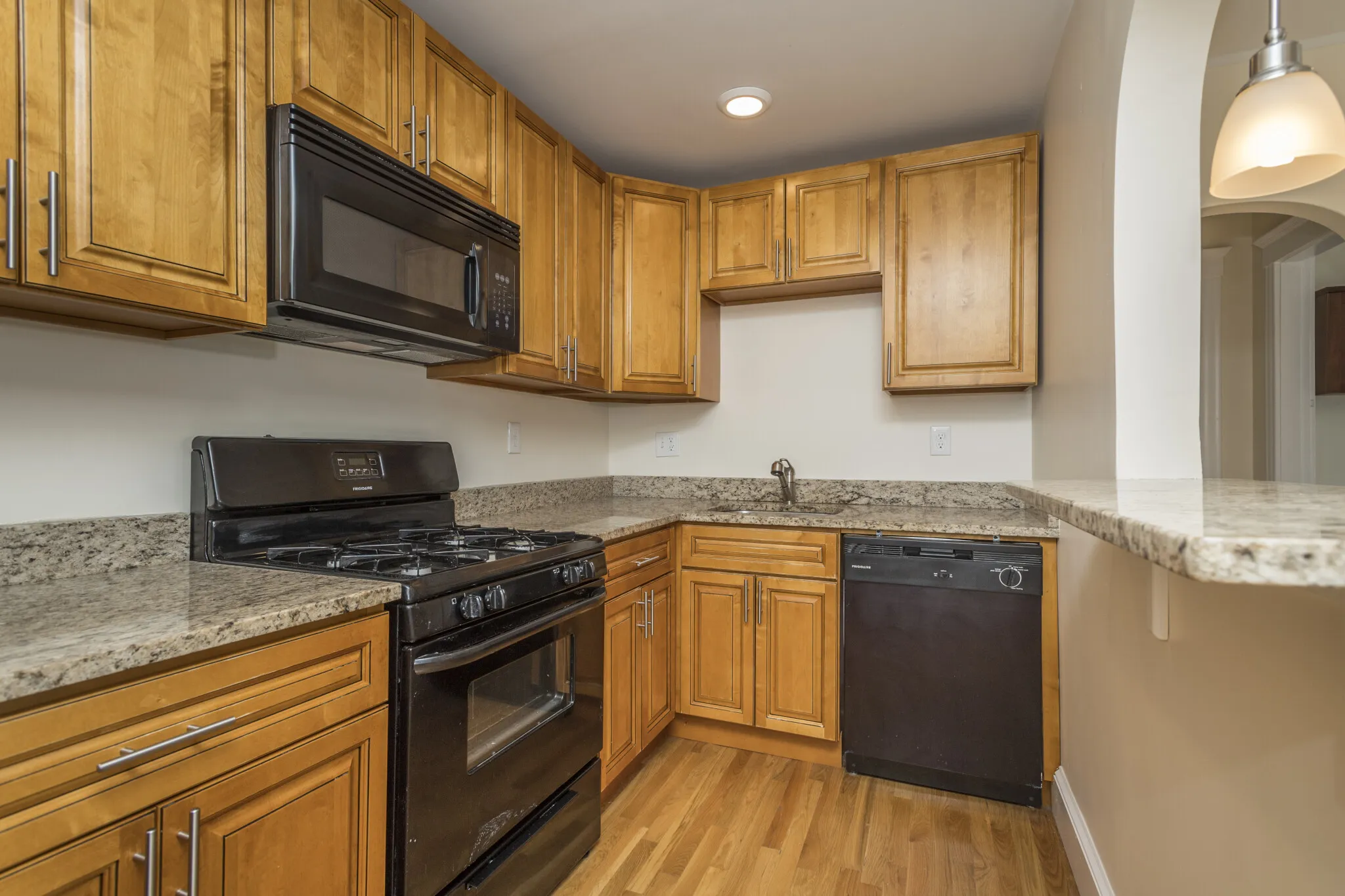 2 bed, 1 bath apartment for rent at 123 Highland Ave Unit 32M, Winter Hill — photo 1 of 16