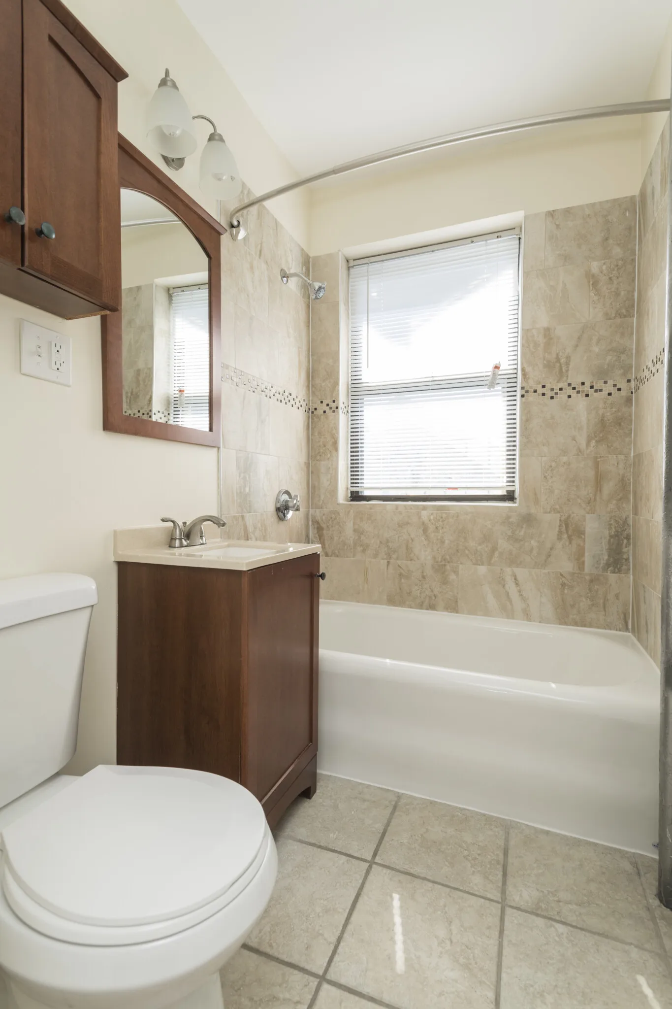 2 bed, 1 bath apartment for rent at 123 Highland Ave Unit 32M, Winter Hill — photo 8 of 16