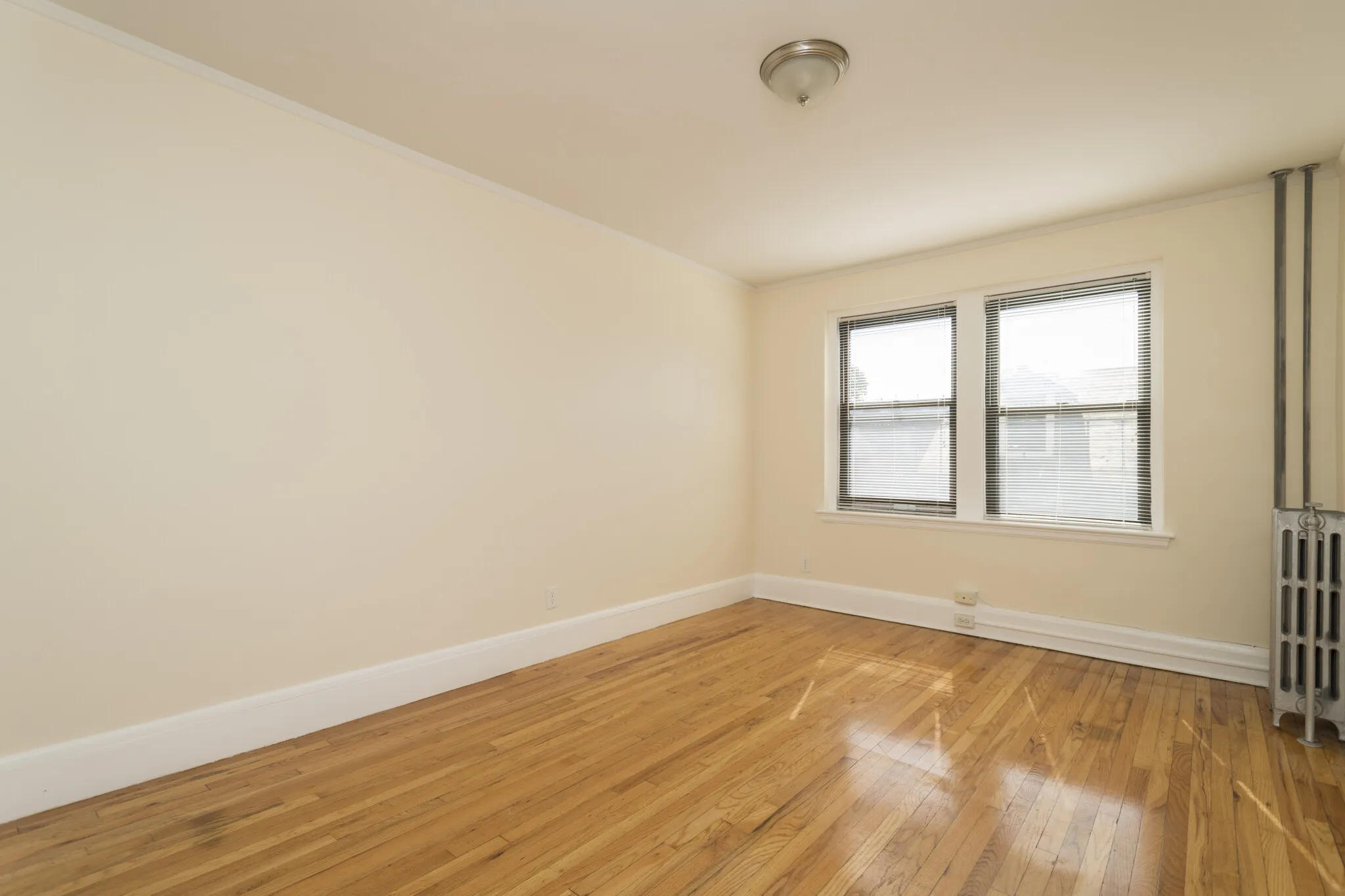 2 bed, 1 bath apartment for rent at 123 Highland Ave Unit 32M, Winter Hill — photo 5 of 16