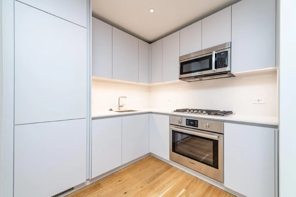 Studio bed, 1 bath apartment for rent at 123 Highland Ave Unit 36, Winter Hill — photo 1 of 13