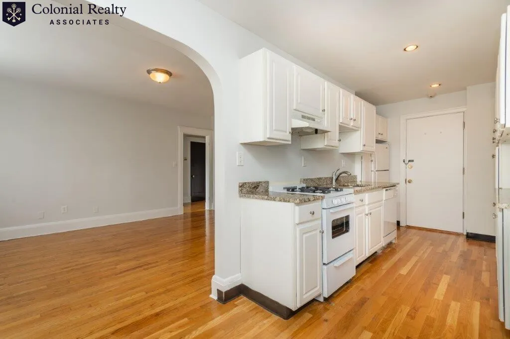 1 bed, 1 bath apartment for rent at 123 Highland Ave Unit 37, Winter Hill — photo 6 of 20