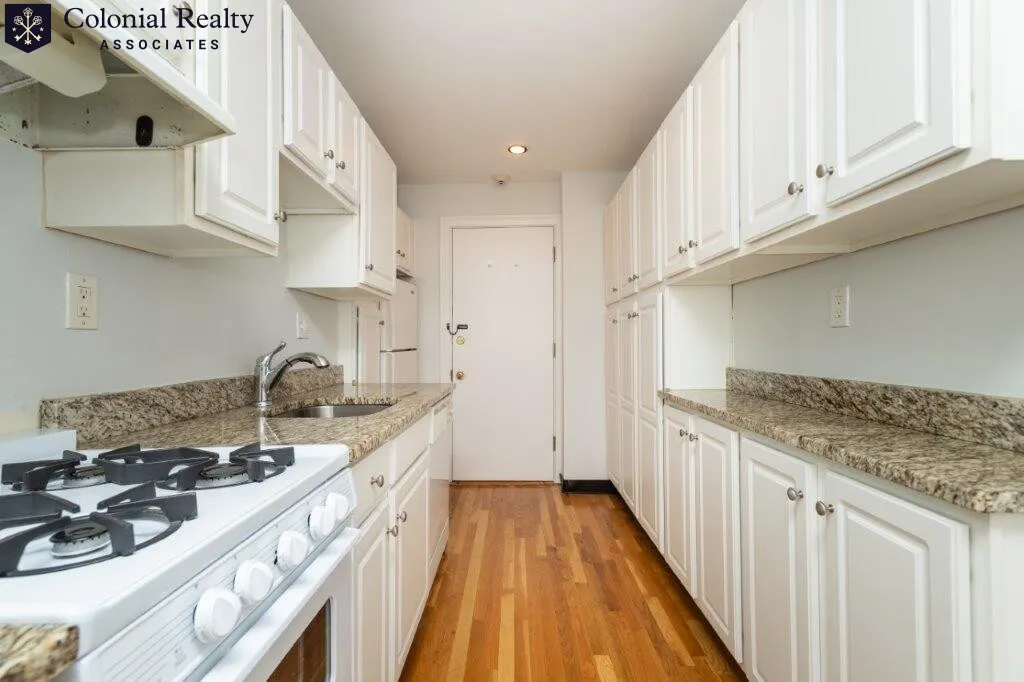 1 bed, 1 bath apartment for rent at 123 Highland Ave Unit 37, Winter Hill — photo 9 of 20