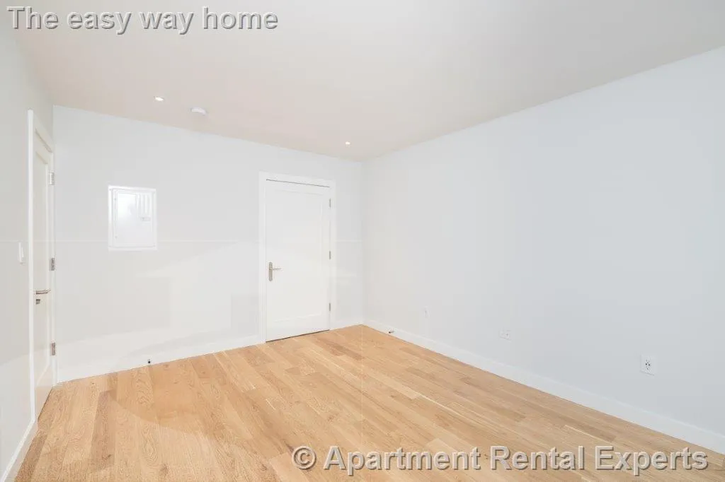 1 bed, 1 bath apartment for rent at 123 Highland Ave Unit 45, Spring Hill — photo 3 of 6
