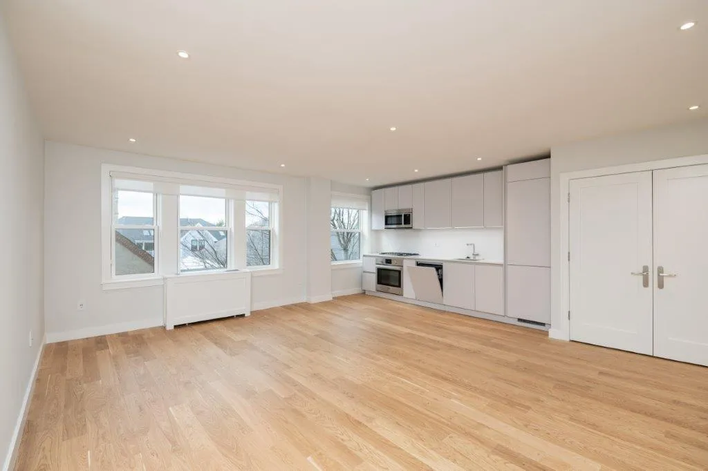 1 bed, 1 bath apartment for rent at 123 Highland Ave Unit 45M, Winter Hill — photo 1 of 13