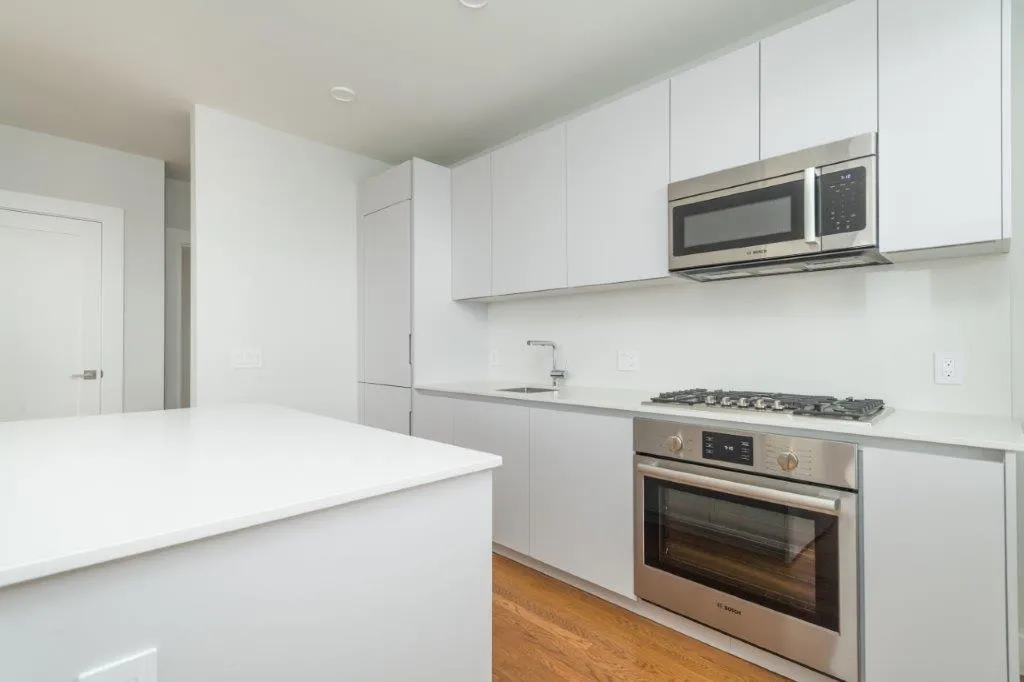 2 bed, 1 bath apartment for rent at 123 Highland Ave Unit 51, Winter Hill — photo 1 of 11