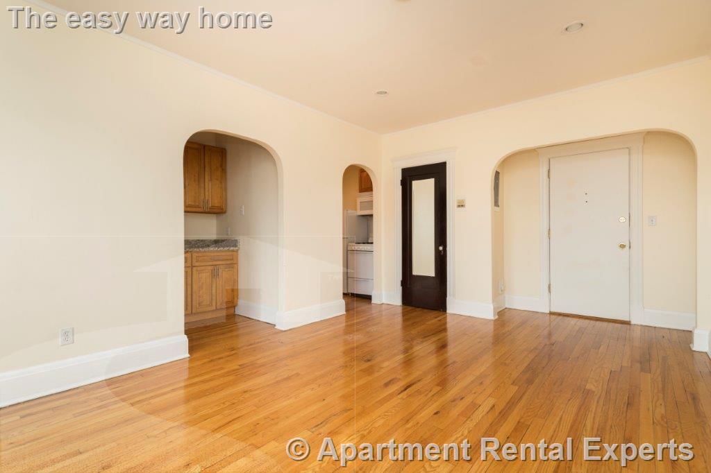 Studio bed, 1 bath apartment for rent at 123 Highland Ave Unit 56, Spring Hill — photo 2 of 8