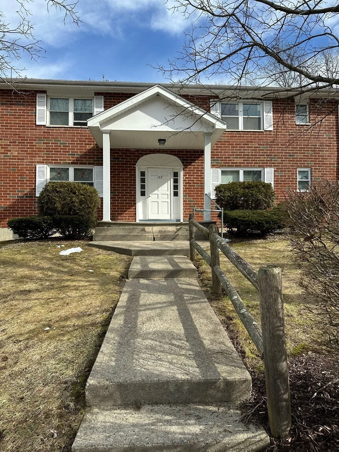 1 bed, 1 bath apartment for rent at 123 Litchfield Pines Dr Unit D, Leominster