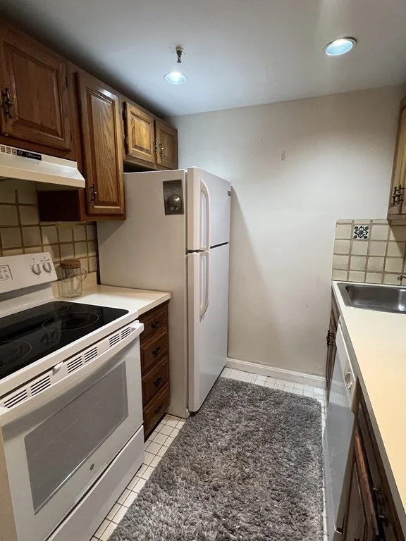 1 bed, 1 bath apartment for rent at 123 Marlborough St Unit 1B, Back Bay — photo 5 of 11