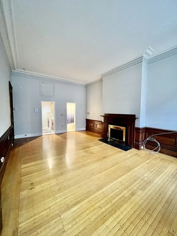 1 bed, 1 bath apartment for rent at 123 Marlborough St Unit 1B, Back Bay — photo 2 of 11
