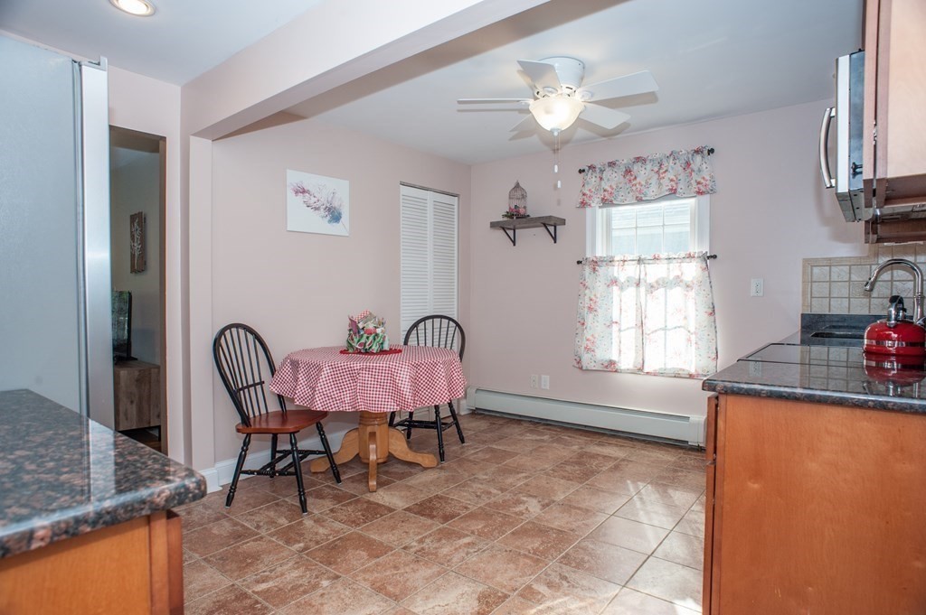 3 bed, 1 bath apartment for rent at 123 N Main St, Uxbridge — photo 11 of 23