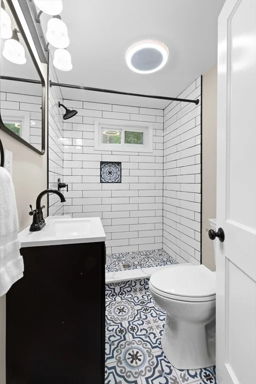 4 bed, 2 bath apartment for rent at 123 Pond St, Georgetown — photo 18 of 28