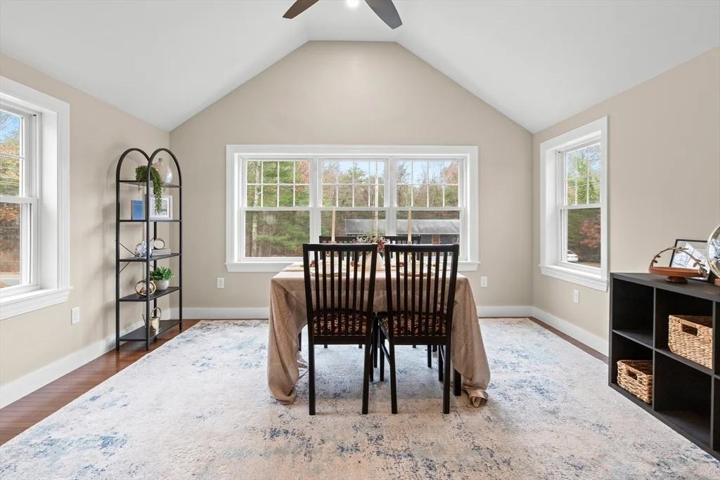 4 bed, 2 bath apartment for rent at 123 Pond St, Georgetown — photo 15 of 28