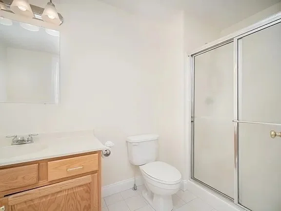 3 bed, 2 bath apartment for rent at 123 Revere St Unit F, Canton — photo 6 of 10