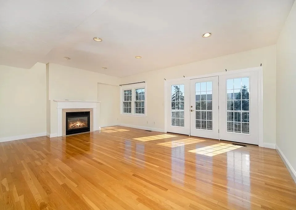 3 bed, 2 bath apartment for rent at 123 Revere St Unit F, Canton — photo 4 of 10