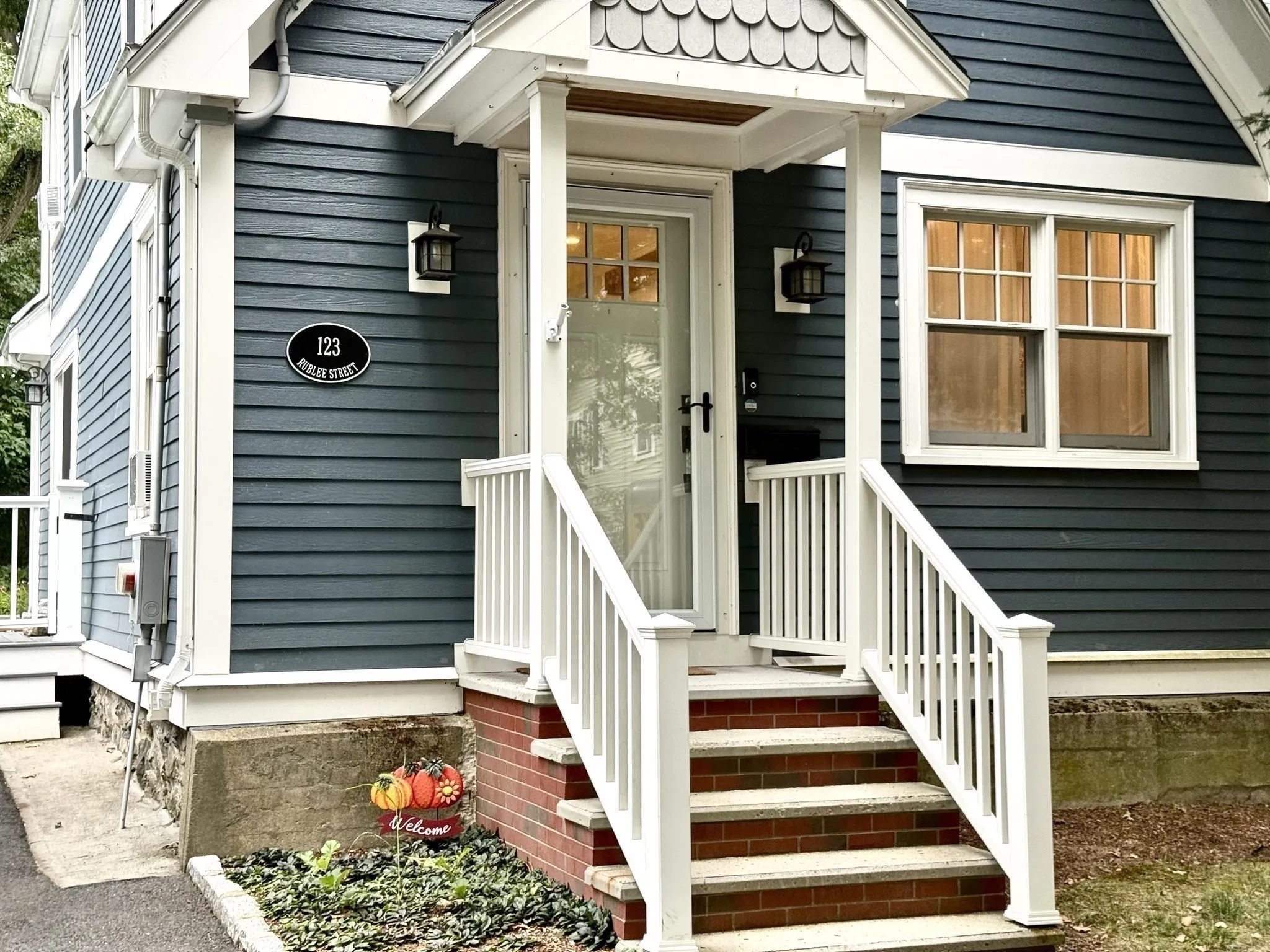 2 bed, 1 bath apartment for rent at 123 Rublee, Arlington Heights — photo 15 of 16