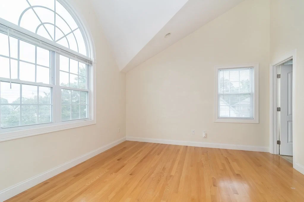 3 bed, 2 bath apartment for rent at 123 Russell St Unit 1, Waltham — photo 10 of 12