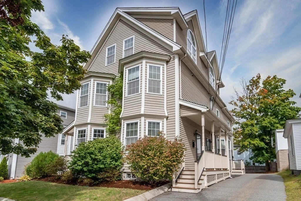 3 bed, 2 bath apartment for rent at 123 Russell St Unit 1, Waltham — photo 1 of 12