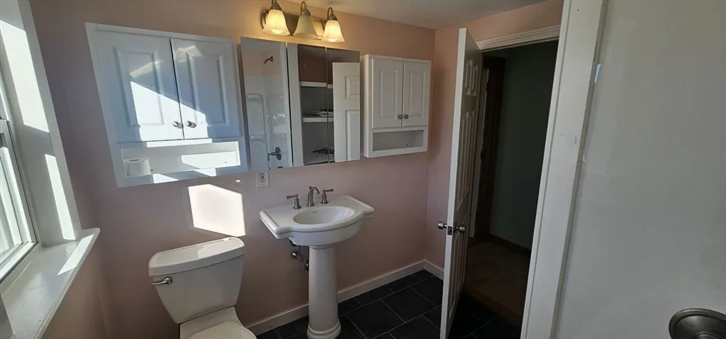 2 bed, 1 bath apartment for rent at 123 Scott Unit 2, South Attleboro — photo 20 of 37