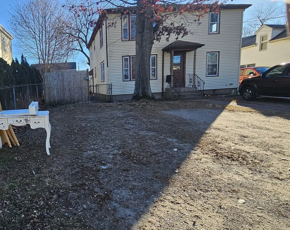 2 bed, 1 bath apartment for rent at 123 Scott Unit 2, South Attleboro — photo 2 of 37