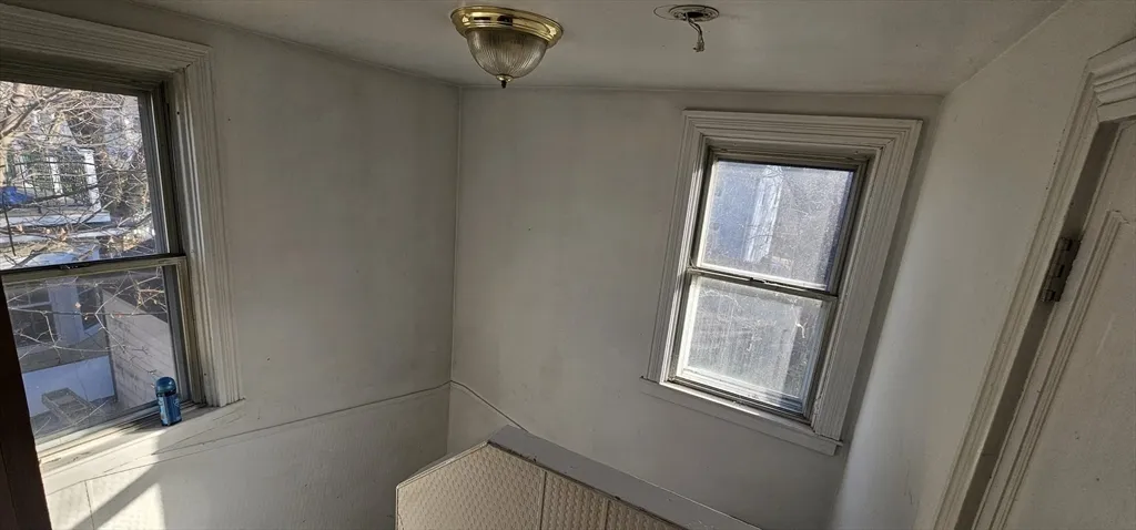 2 bed, 1 bath apartment for rent at 123 Scott Unit 2, South Attleboro — photo 13 of 37